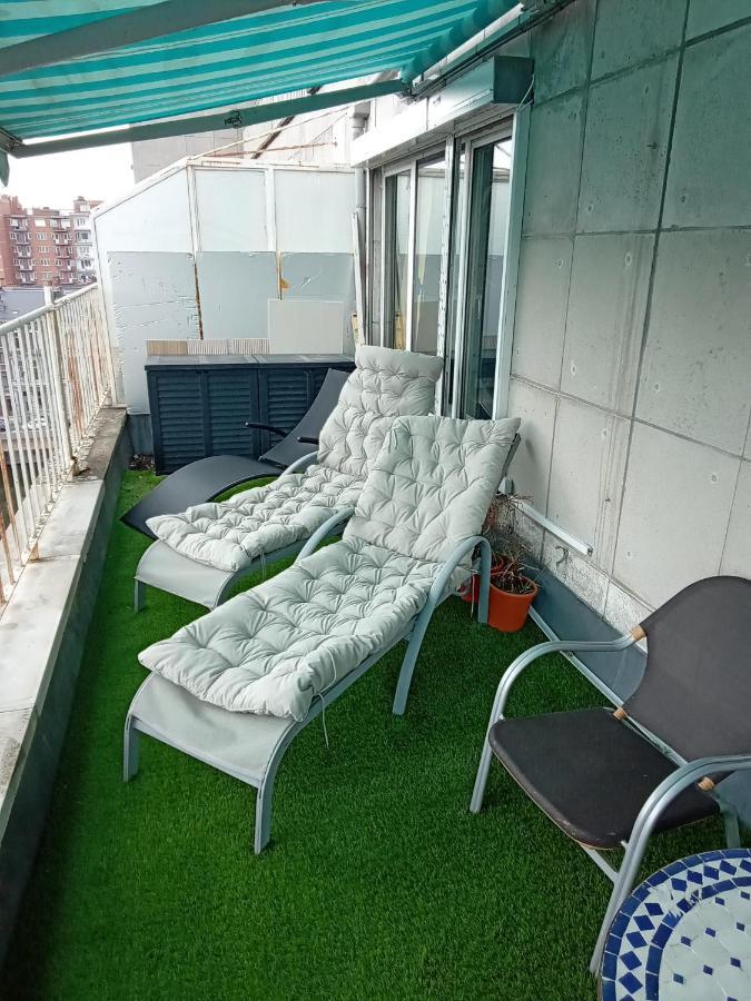 Centre Mediacite Possible Parking Terrasse Immense 8eme Pour 2 Personnes Appartement Liège