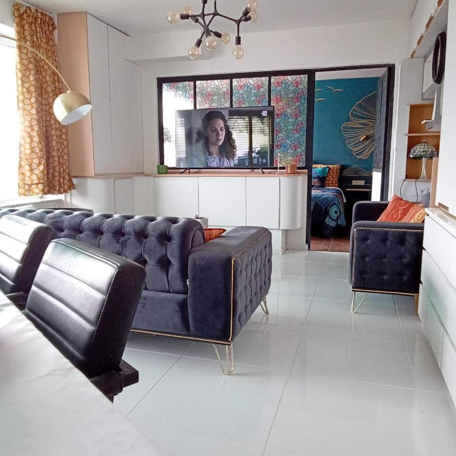 Centre Mediacite Possible Parking Terrasse Immense 8eme Pour 2 Personnes Appartement *